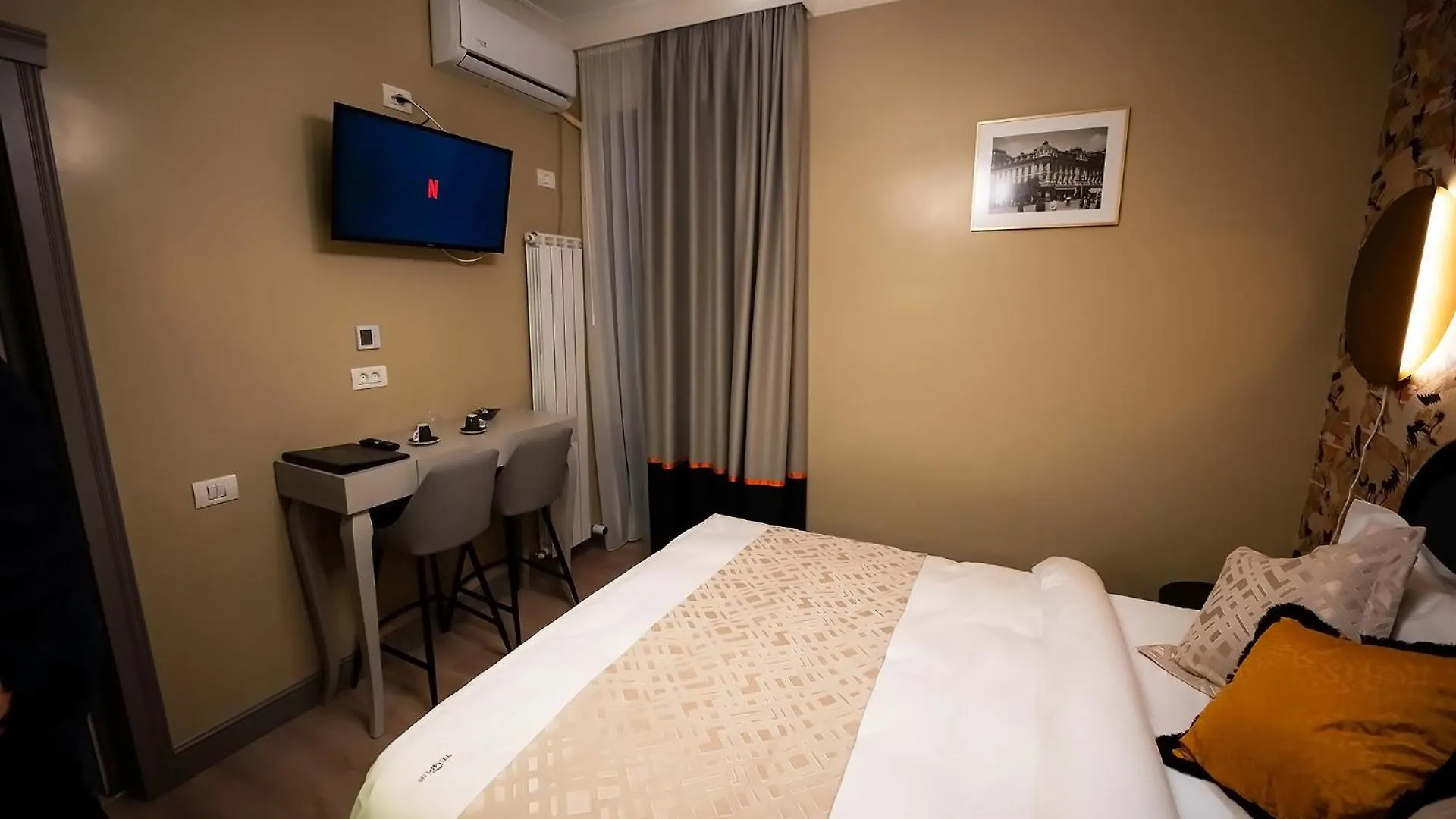Hotel Tempus à Bucarest 0*,